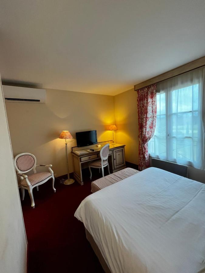 Hotel Domaine De L'Orangerie Bonnat 外观 照片