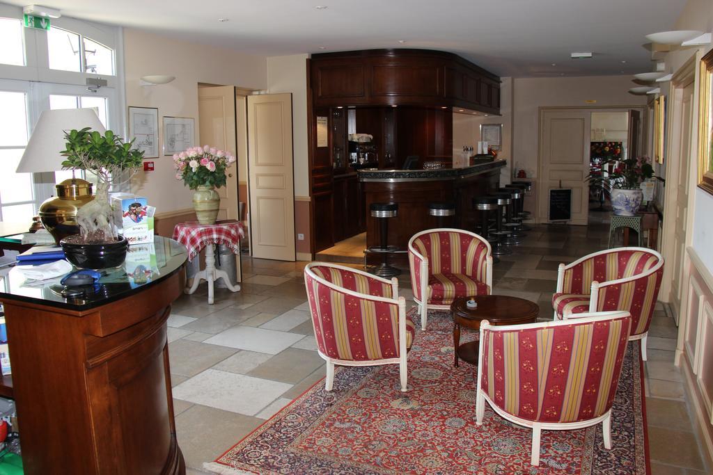 Hotel Domaine De L'Orangerie Bonnat 外观 照片