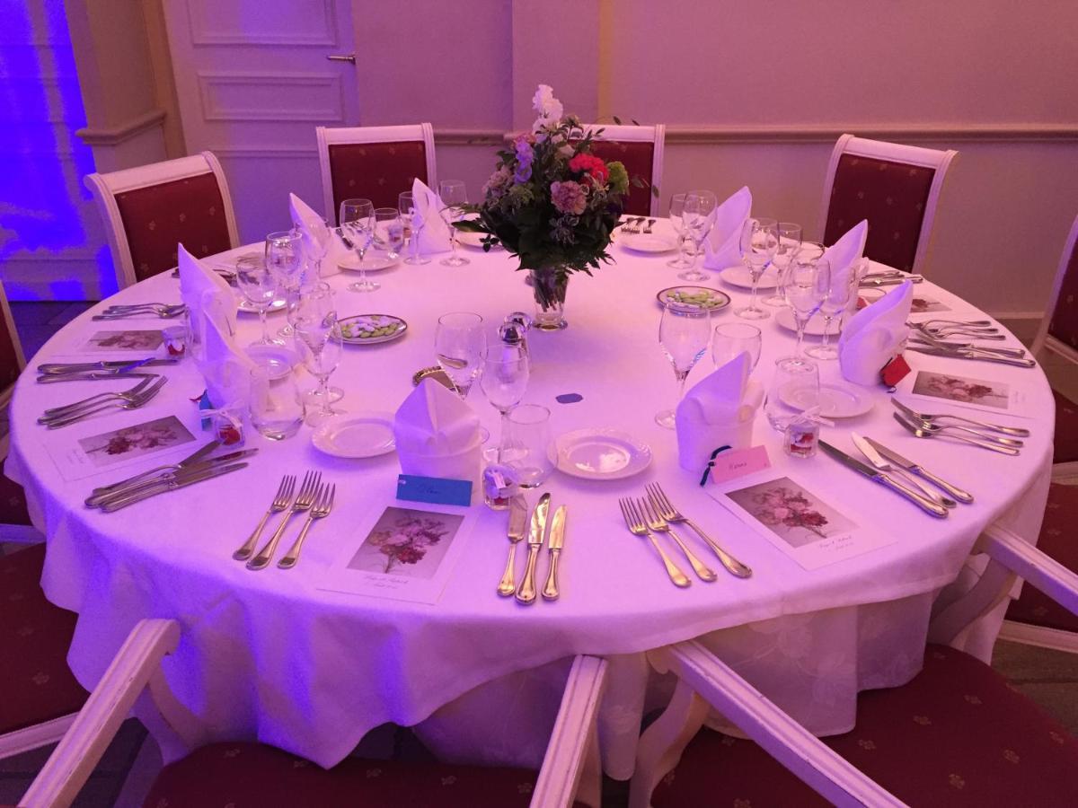 Hotel Domaine De L'Orangerie Bonnat 外观 照片