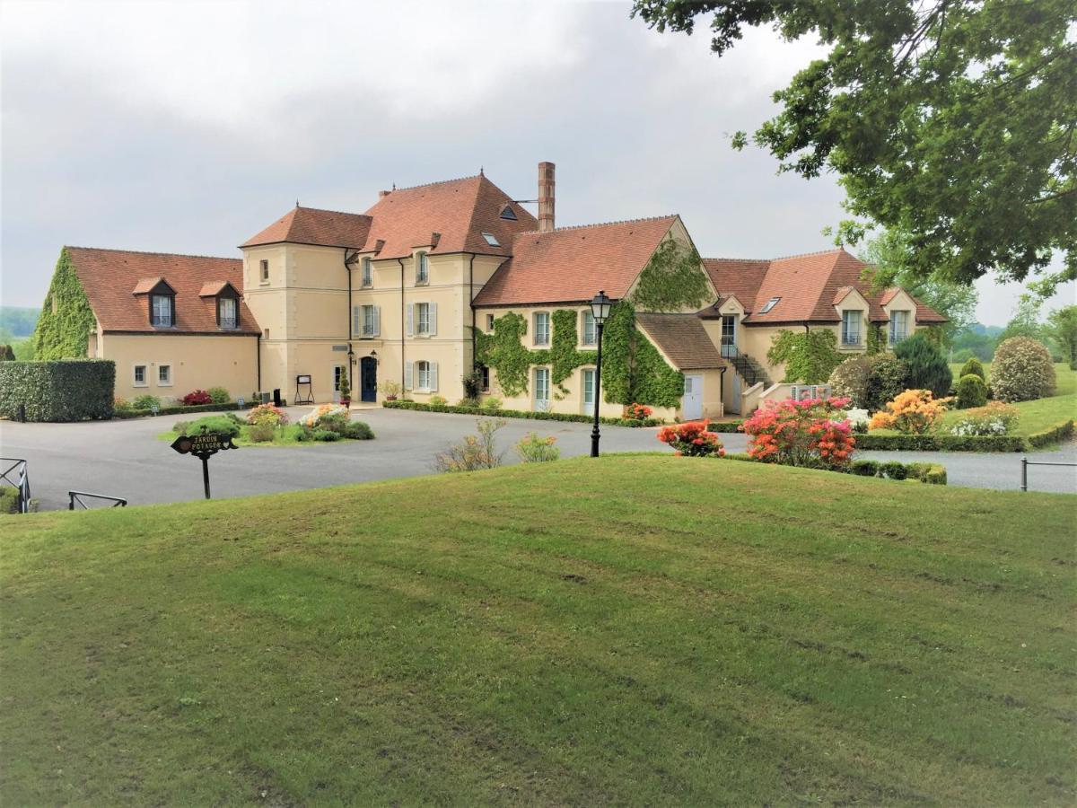 Hotel Domaine De L'Orangerie Bonnat 外观 照片